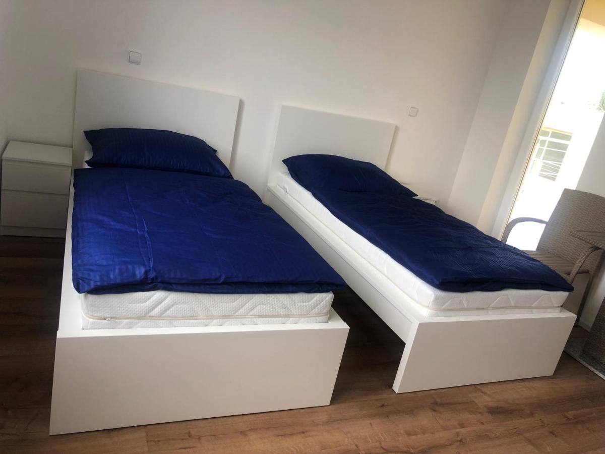 Palavske Domky Apartment *